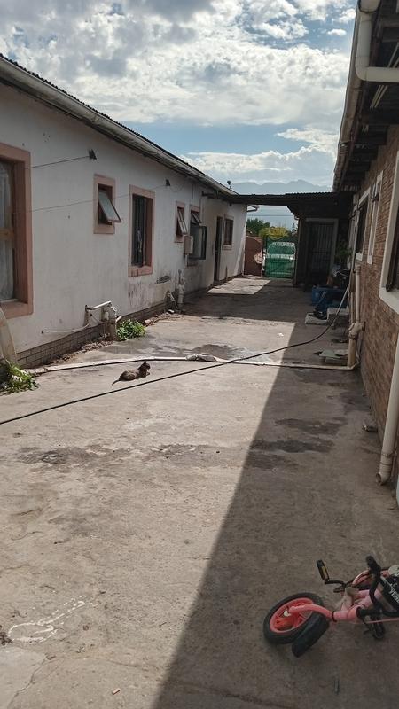 8 Bedroom Property for Sale in Klein Parys Western Cape